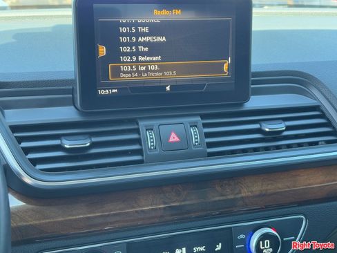 Used 2018 Audi Q5 2.0T Premium AWD/4WD image 24