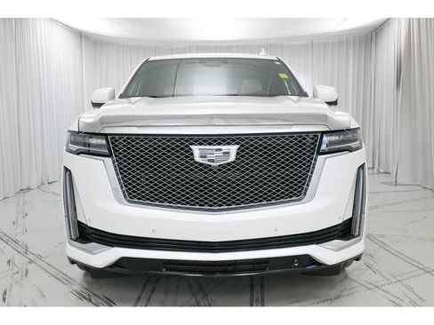 Certified 2023 Cadillac Escalade Premium Luxury w/ LPO, Radiant Package image 3