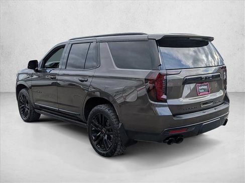 Used 2021 GMC Yukon Denali w/ Denali Premium Package image 7