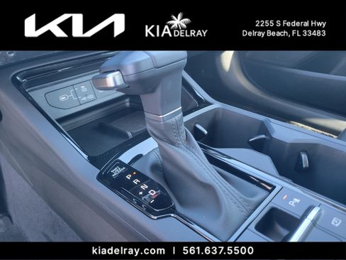 New 2025 Kia K5 EX image 24