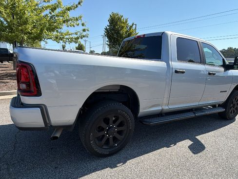 Used 2026 RAM 2500 Big Horn AWD/4WD image 8