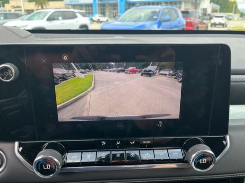 Used 2024 Chevrolet Colorado LT w/ LT Convenience Package RWD image 22