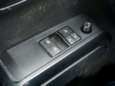 Used 2021 Toyota Tacoma SR image 16