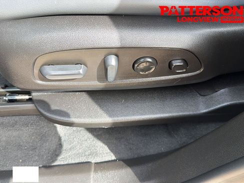 Used 2022 Buick Enclave Premium w/ Experience Buick Package FWD image 21