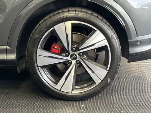 Used 2025 Audi SQ5 Premium Plus AWD/4WD image 11