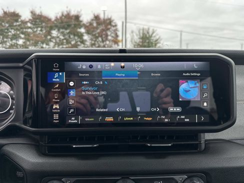 Certified 2024 Jeep Wrangler Sport S image 17