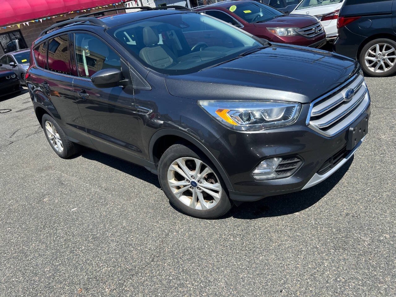 Used 2018 Ford Escape SEL w/ Ford Safe & Smart Package AWD/4WD image 2
