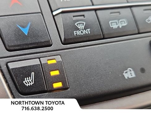 Used 2015 Lexus NX 200t FWD image 22