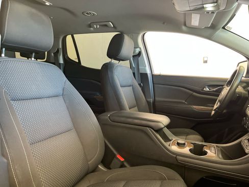 Used 2021 GMC Acadia SLE image 27