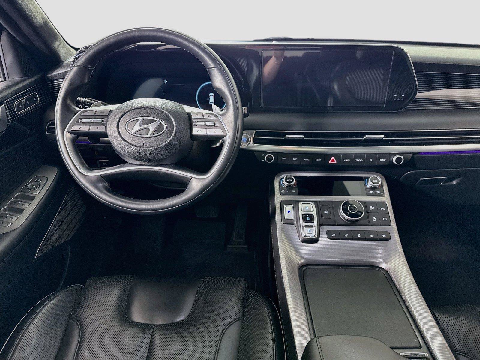 Used 2024 Hyundai Palisade Calligraphy AWD/4WD image 2