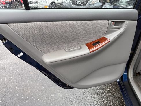 Used 2004 Toyota Corolla CE image 24