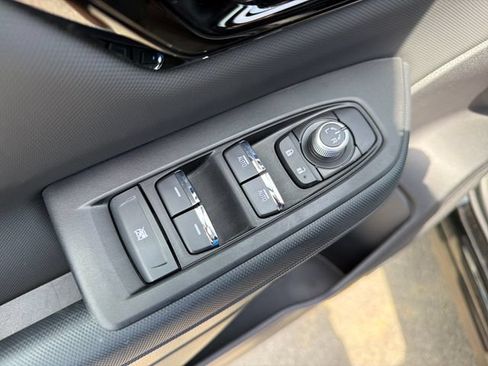 Used 2026 Subaru Forester Limited AWD/4WD image 18