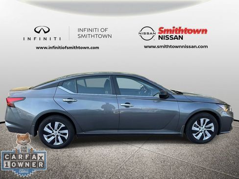 Used 2025 Nissan Altima 2.5 S FWD image 7