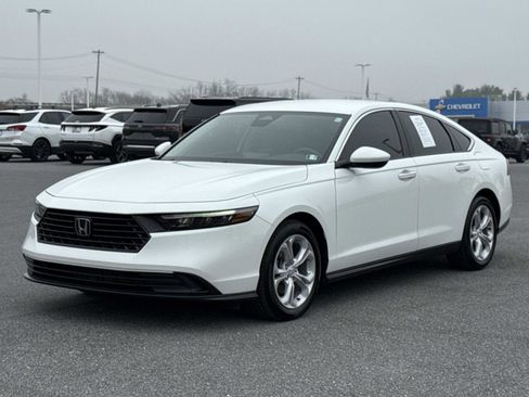 Used 2023 Honda Accord LX image 27