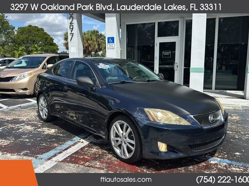 Used 2006 Lexus IS 250 w/ Premium Pkg RWD image 3