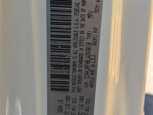 Certified 2020 Jeep Wrangler Unlimited Rubicon w/ Dual Top Group image 28