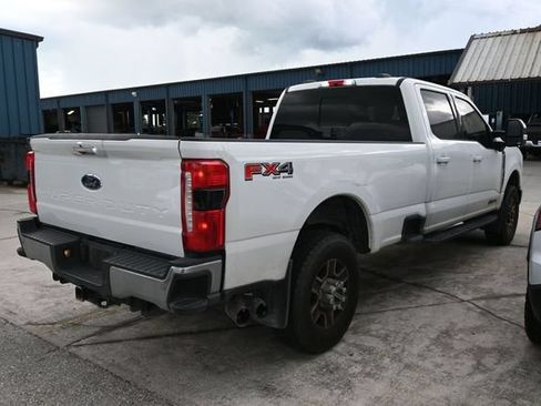 Used 2023 Ford F350 Lariat w/ FX4 Off-Road Package AWD/4WD image 13