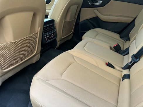 Used 2023 Audi Q8 Premium Plus AWD/4WD image 15
