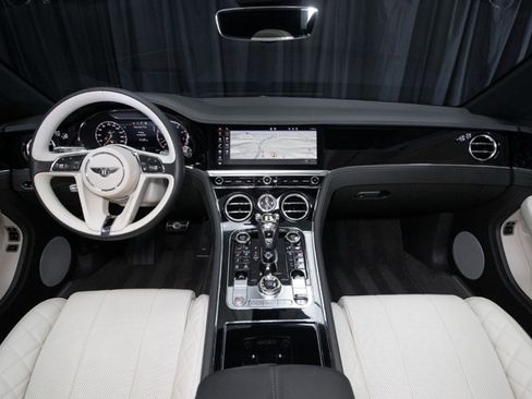 Used 2020 Bentley Continental GT V8 First Edition image 23