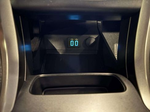 Used 2020 Ford Fusion SE image 33