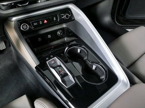 New 2025 Audi Q5 Premium Plus image 18