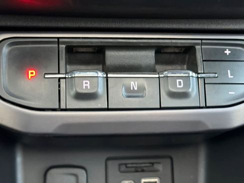 Used 2022 GMC Acadia AT4 w/ Technology Package image 25