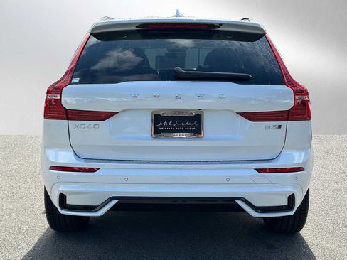 New 2025 Volvo XC60 B5 Ultra w/ Protection Package Premier image 6