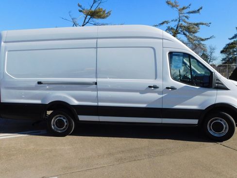 Used 2023 Ford Transit 250 148 High Roof Extended w/ Load Area Protection Package image 3