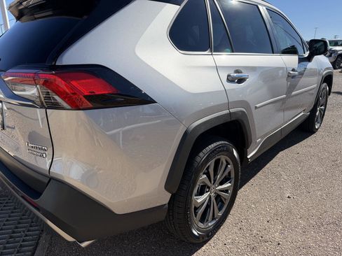 Used 2024 Toyota RAV4 Limited image 15