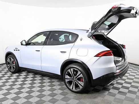 New 2025 Maserati Grecale Folgore image 28