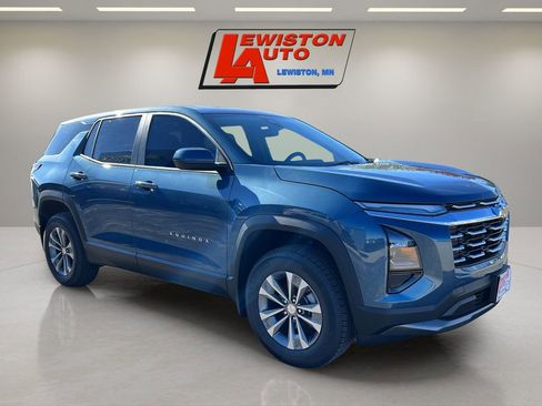New 2026 Chevrolet Equinox LT w/ Convenience Package II AWD/4WD image 14