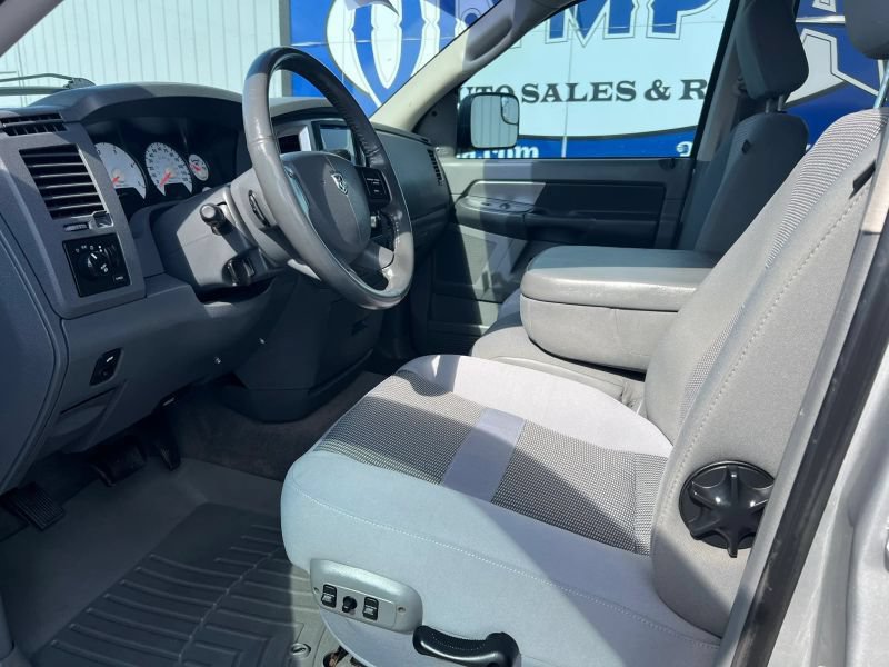 Used 2009 Dodge Ram 2500 Truck SLT w/ Popular Equipment Group AWD/4WD image 20