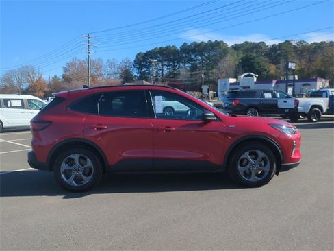 Used 2025 Ford Escape ST-Line w/ Equipment Group 301A image 14