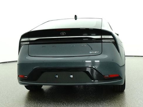 New 2026 Toyota Prius Plug-In Hybrid FWD image 23