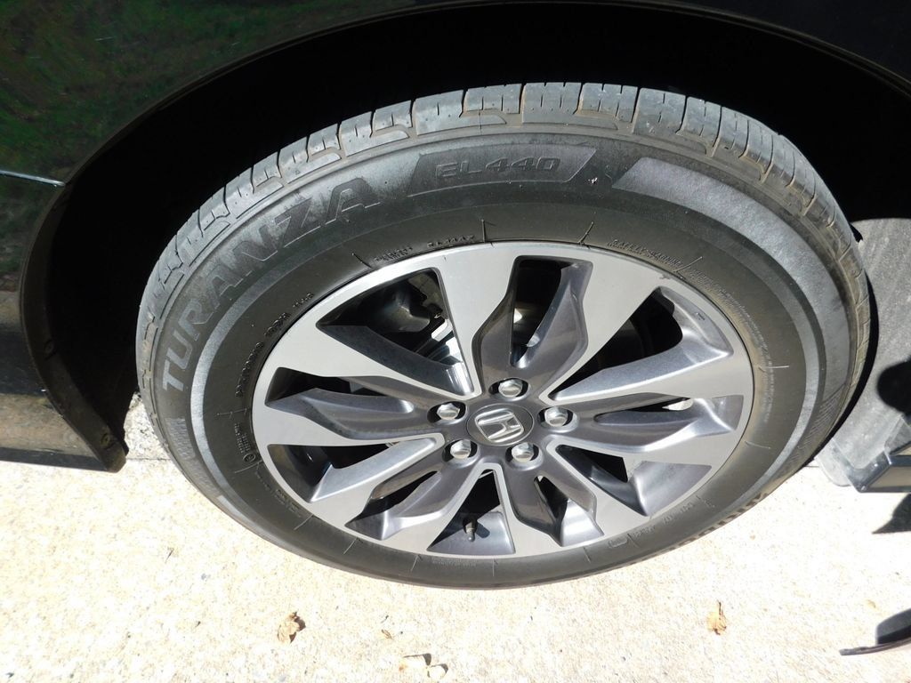 Certified 2024 Honda Odyssey EX-L image 8