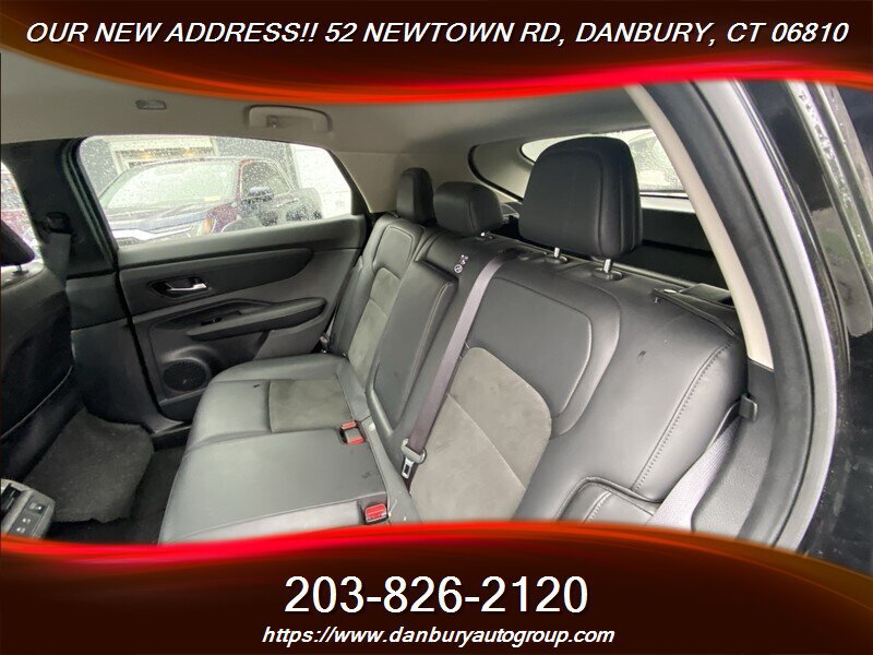 Used 2025 Nissan Ariya AWD image 27