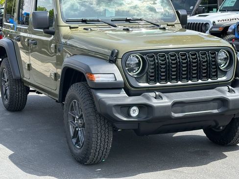 New 2026 Jeep Wrangler Unlimited Sport AWD/4WD image 10