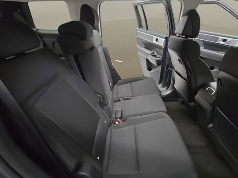 New 2026 Hyundai Santa Fe SE image 18