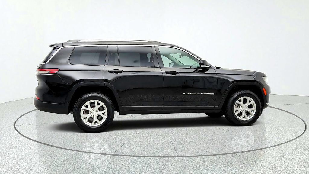 Used 2023 Jeep Grand Cherokee L Limited AWD/4WD image 4