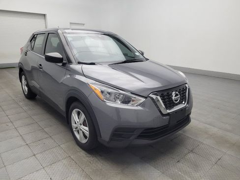 Used 2020 Nissan Kicks S FWD image 13