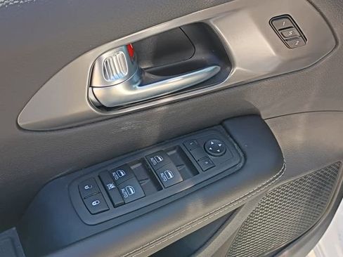 New 2026 Chrysler Pacifica Select FWD image 17