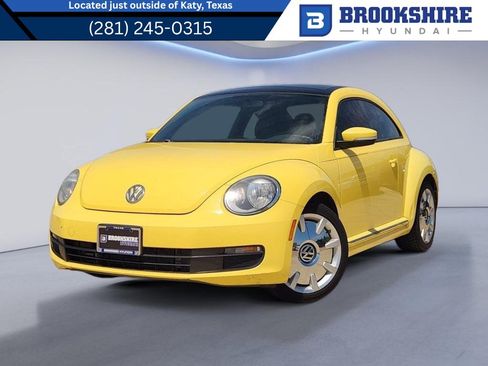 Used 2015 Volkswagen Beetle 1.8T FWD image 1