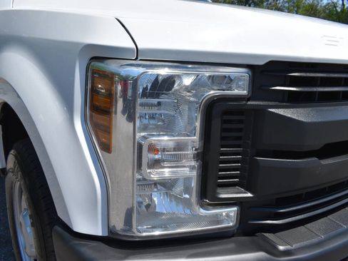 Used 2018 Ford F250 XL w/ Power Equipment Group RWD image 37