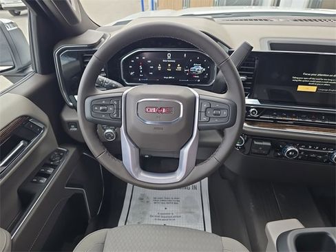 New 2026 GMC Sierra 1500 SLE w/ Preferred Package image 12