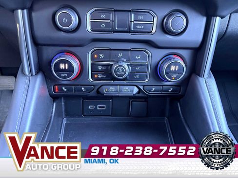 Used 2023 Chevrolet Tahoe LT w/ LT Signature Package image 26