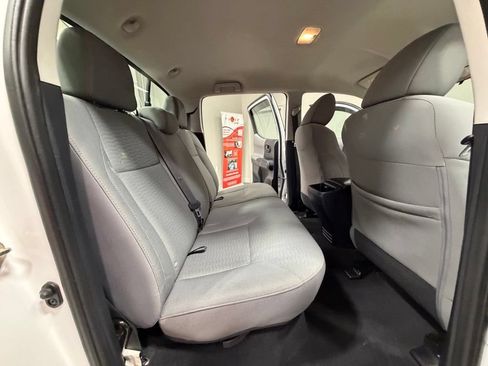 Used 2017 Toyota Tacoma SR w/ Tow Package AWD/4WD image 44