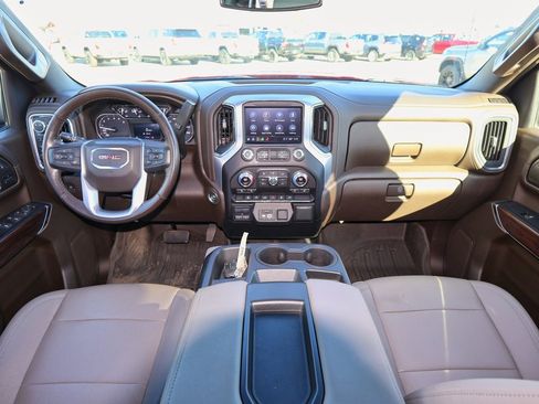 Certified 2021 GMC Sierra 1500 SLT w/ X31 Off-Road Package image 9
