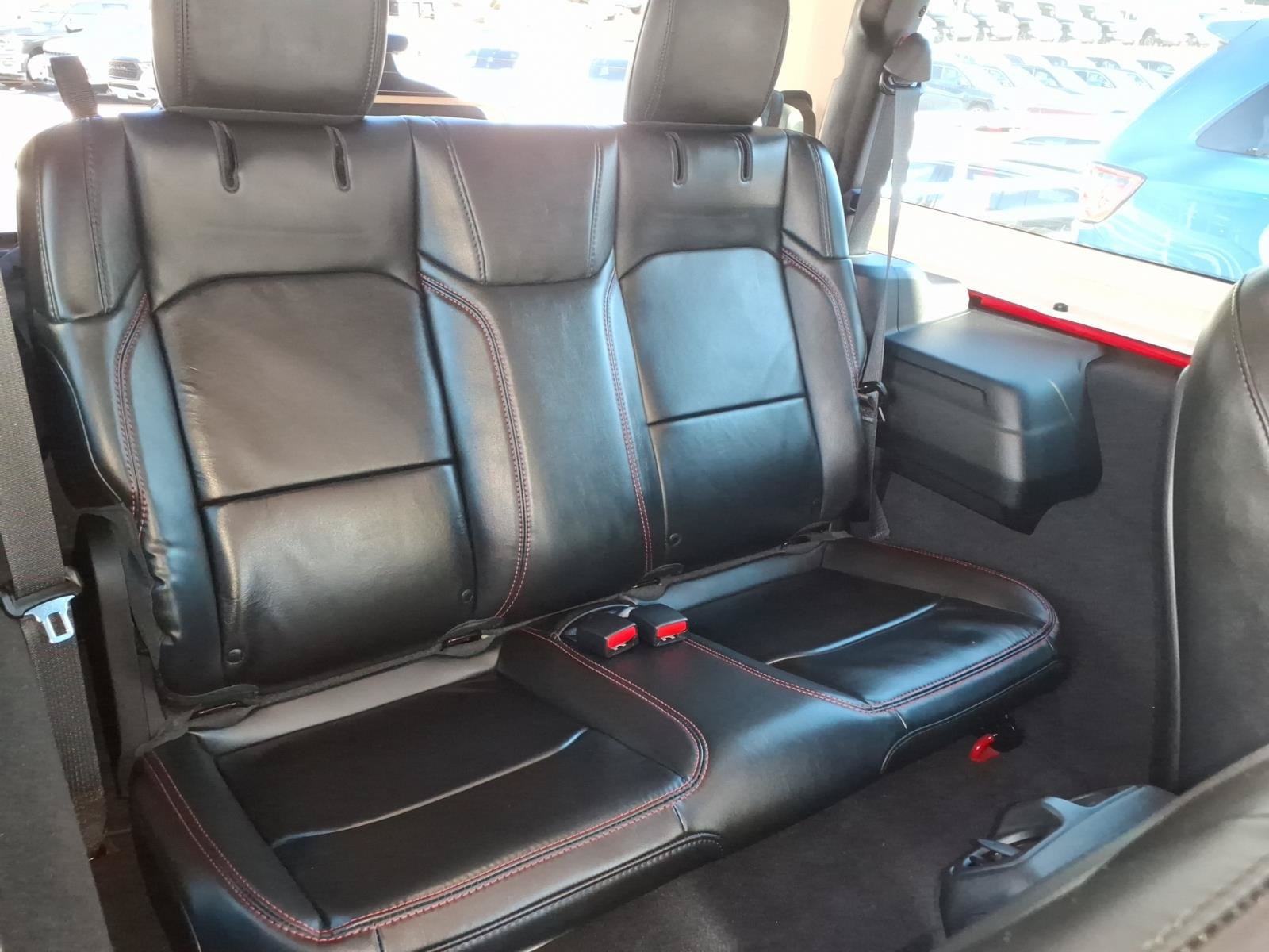 Certified 2026 Jeep Wrangler Rubicon AWD/4WD image 14