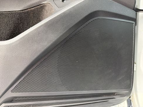 Certified 2023 Volkswagen Tiguan SE w/ Panoramic Sunroof Package FWD image 22
