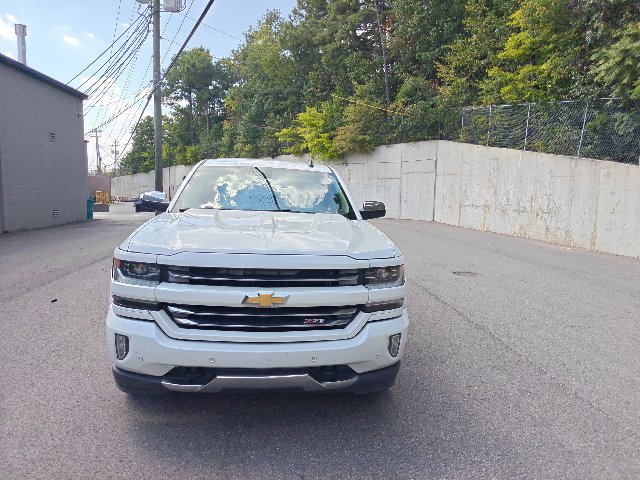 Used 2016 Chevrolet Silverado 1500 LTZ Z71 w/ LTZ Plus Package AWD/4WD image 8